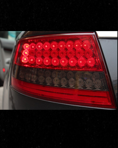 ĐÈN HẬU LED NGUYÊN BỘ CẢ VỎ AUDI A6 2008